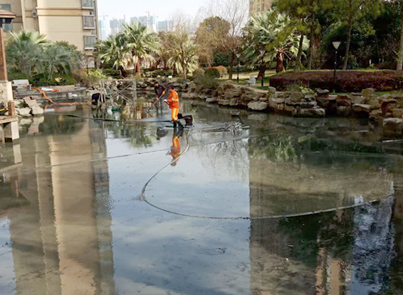 蔚县景观池淤泥清理